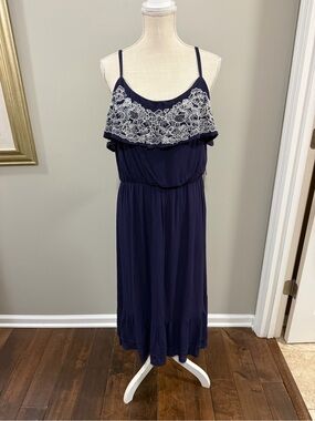 NWT Luxology Navy Spaghetti StrapMaxi Dress with White Lace Ruffle